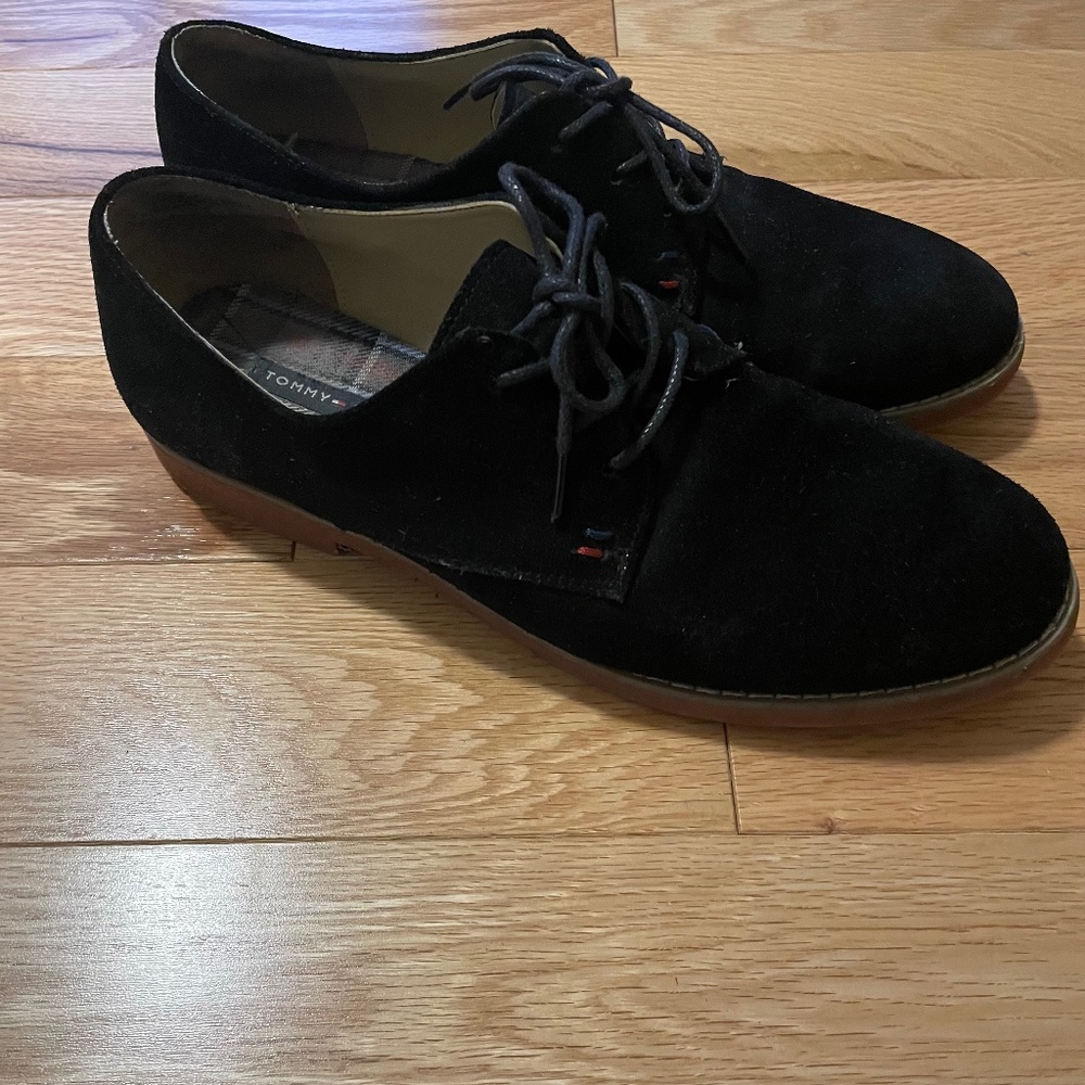 Tommy Hilfiger black suede lace up oxford